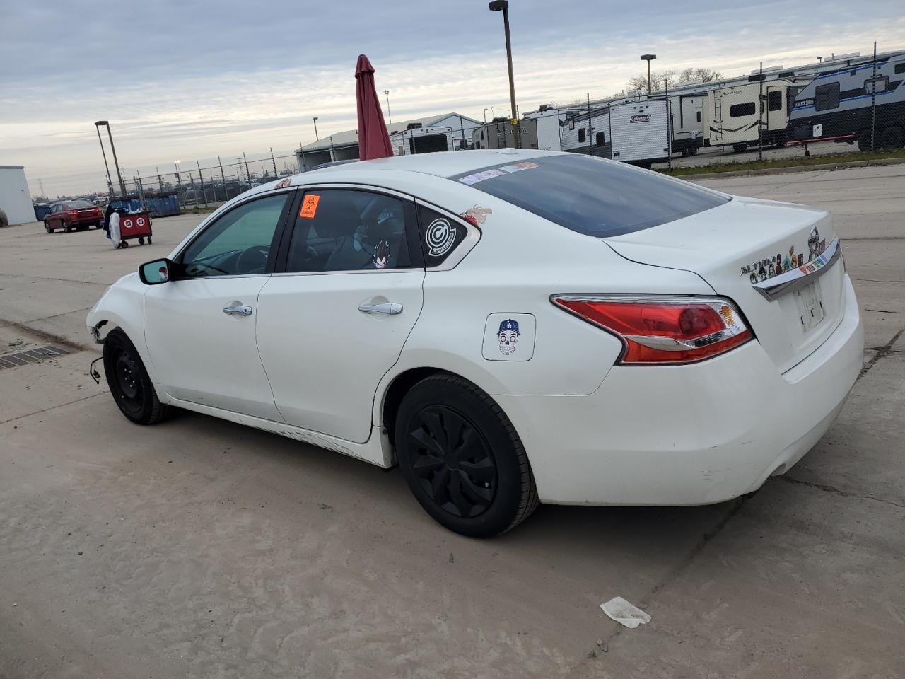 2015 Nissan Altima - Image 2