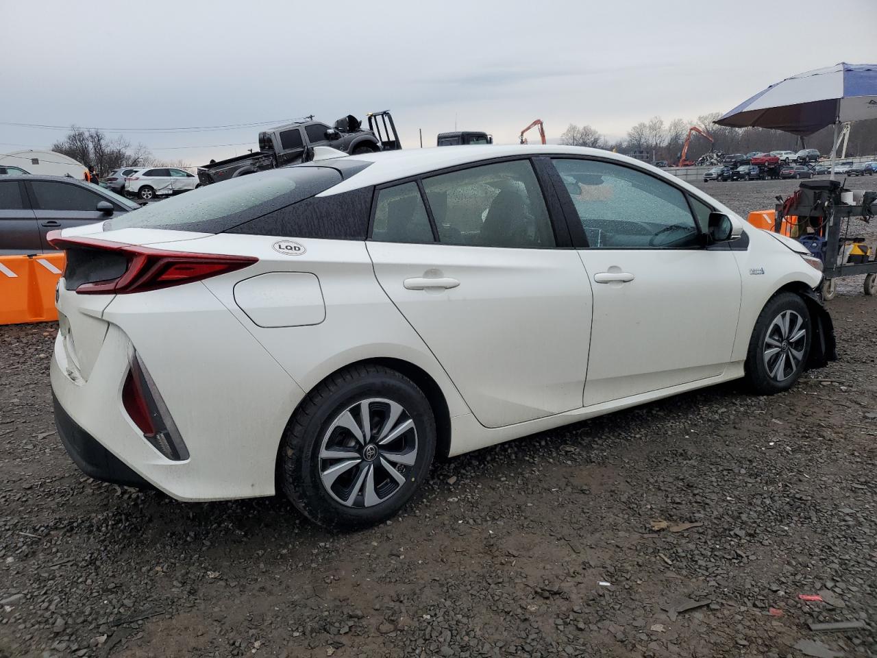 2017 Toyota Prius - Image 3
