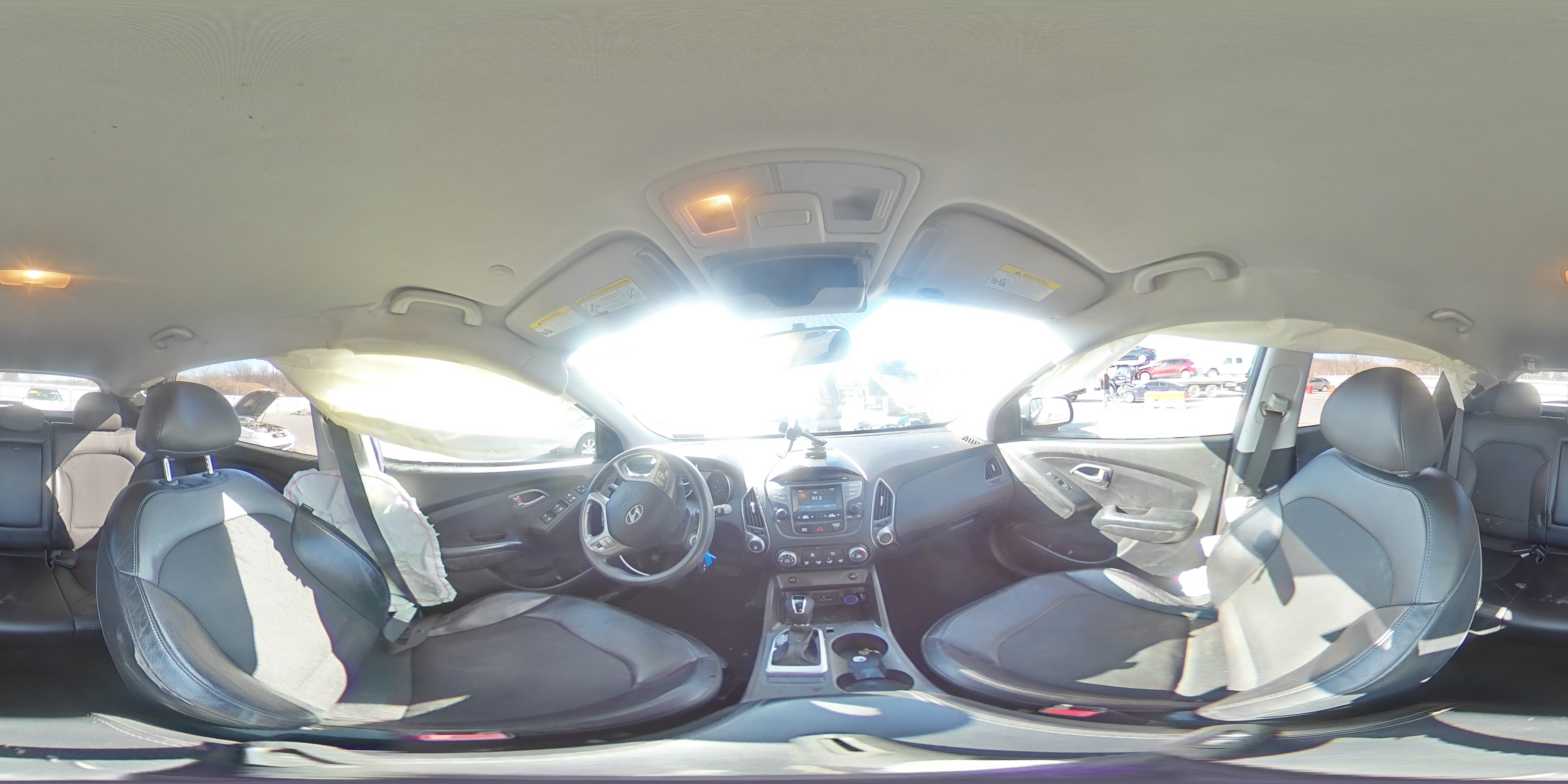 2015 Hyundai Tucson - Image 14