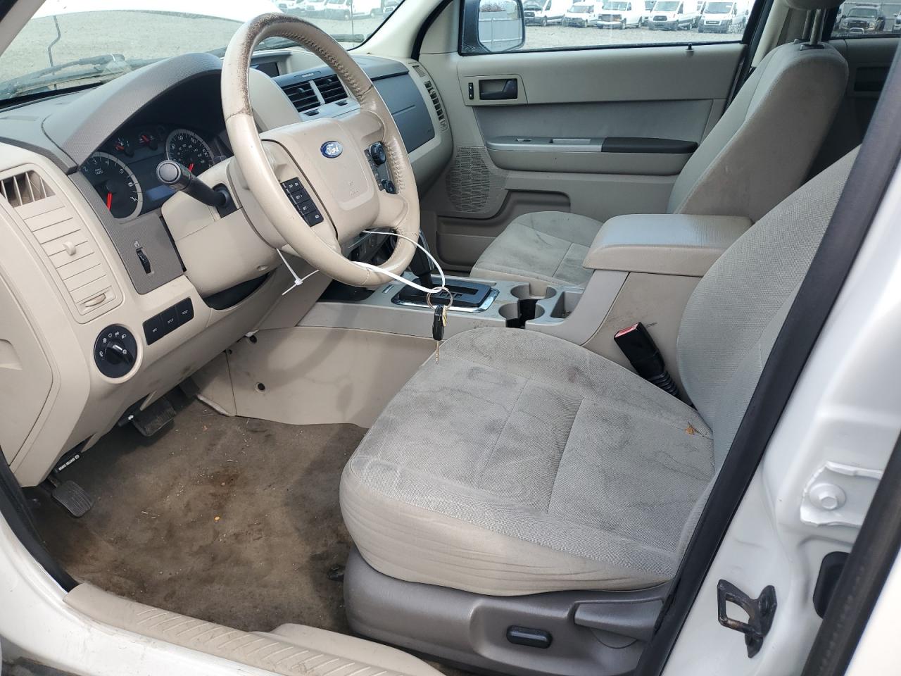 2010 Ford Escape - Image 7