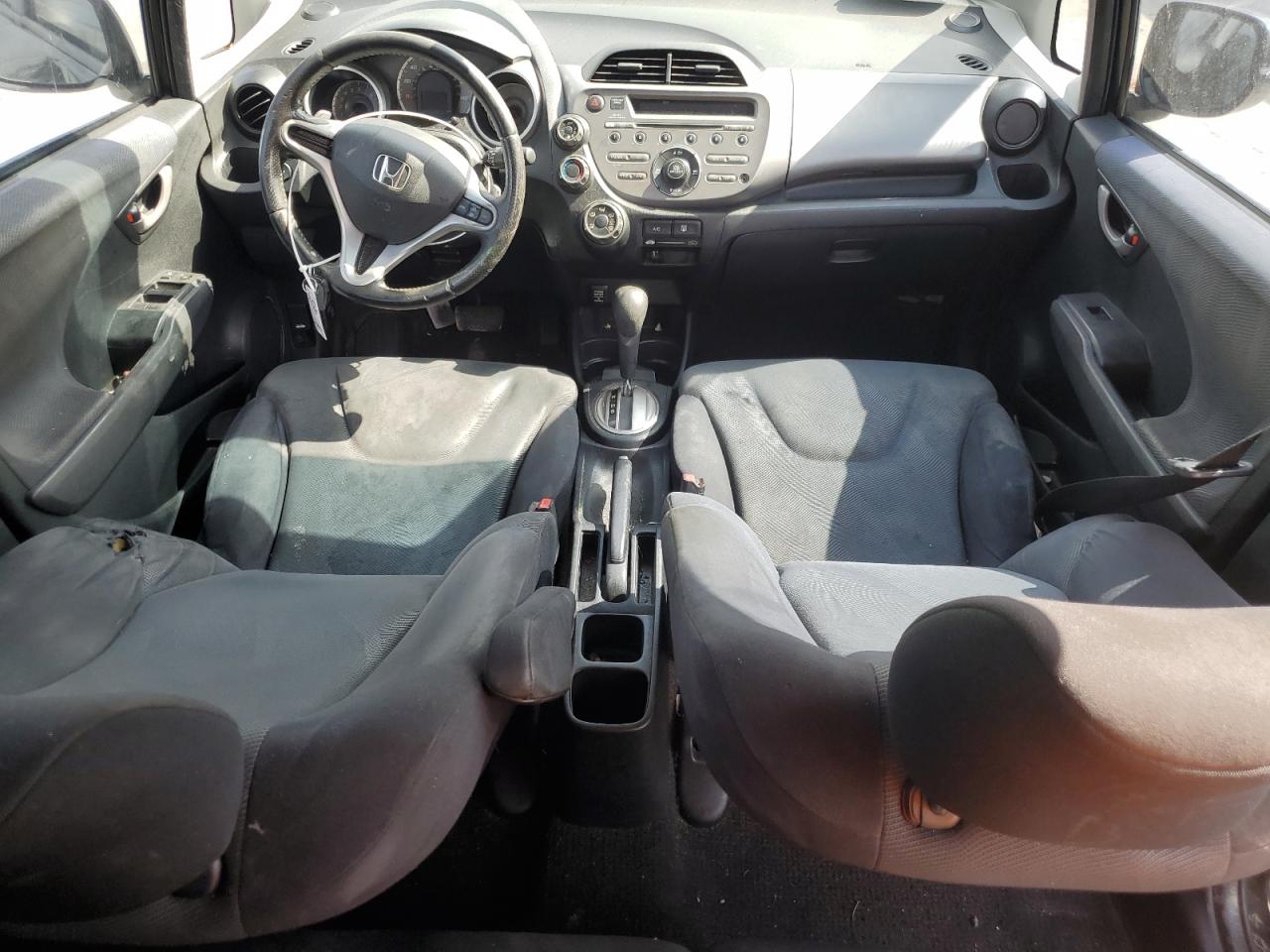 2010 Honda Fit - Image 8