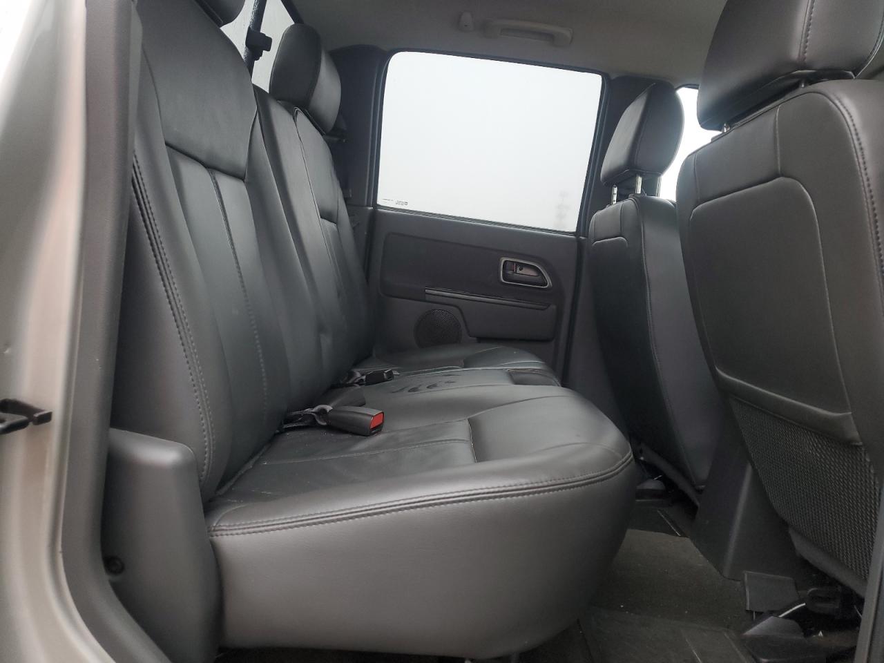2005 Chevrolet Colorado - Image 10