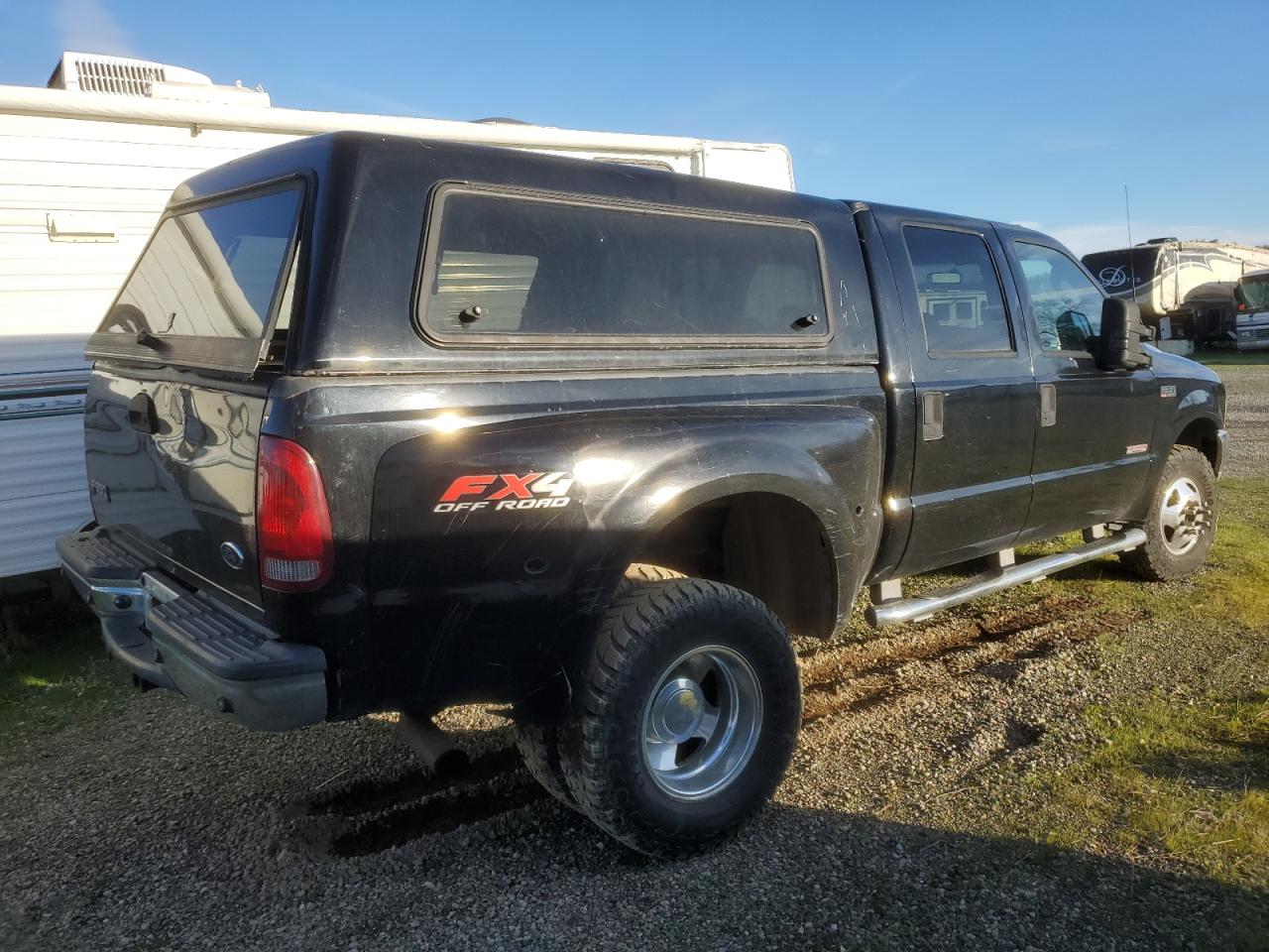 2003 Ford F350 - Image 3