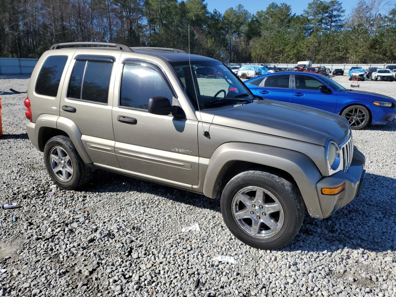 2004 Jeep Liberty (North America) - Image 4