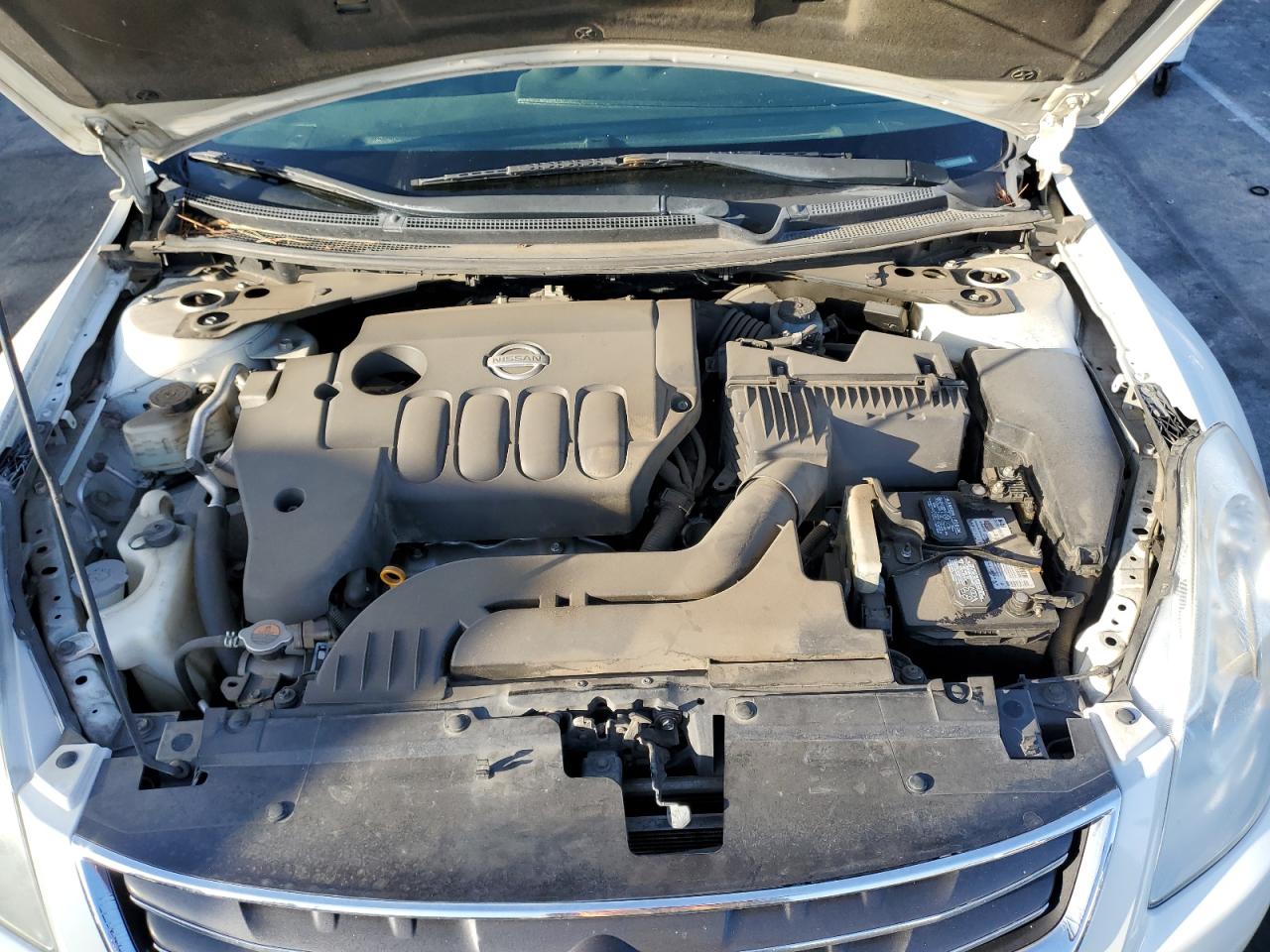 2010 Nissan Altima - Image 11