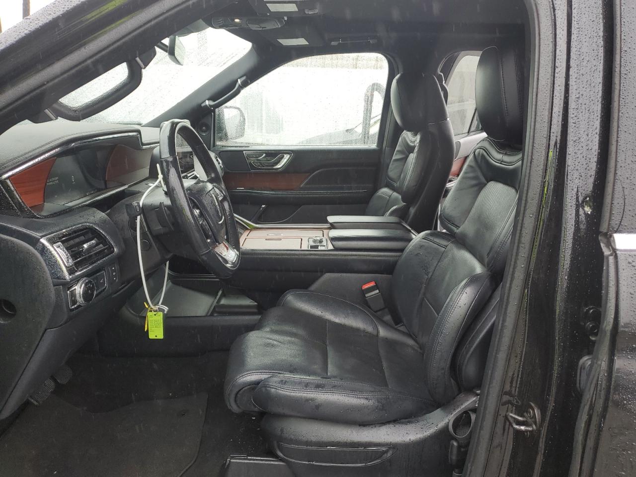 2021 Lincoln Navigator - Image 7