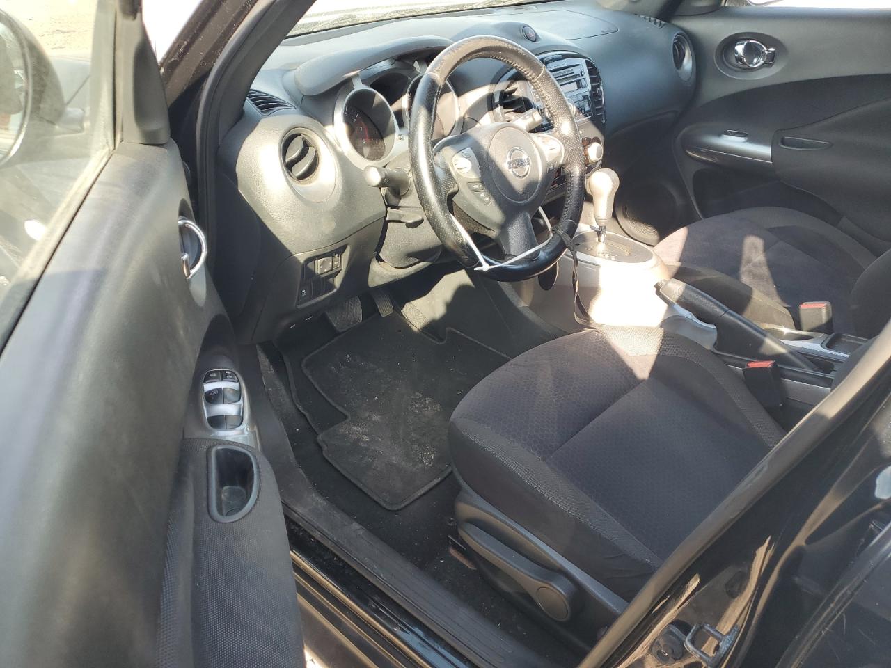 2011 Nissan Juke - Image 8