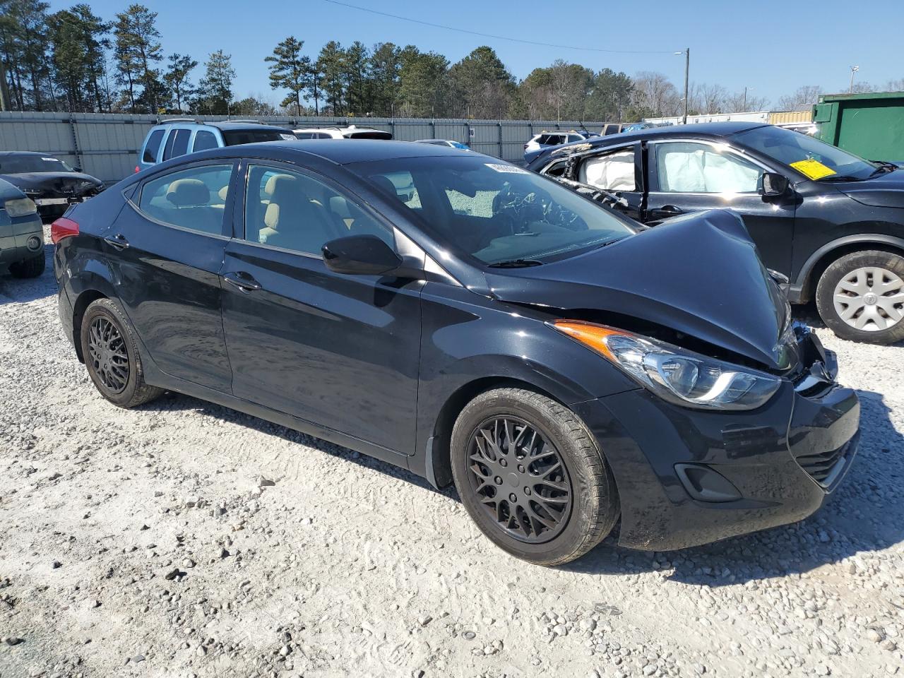 2013 Hyundai Elantra - Image 4