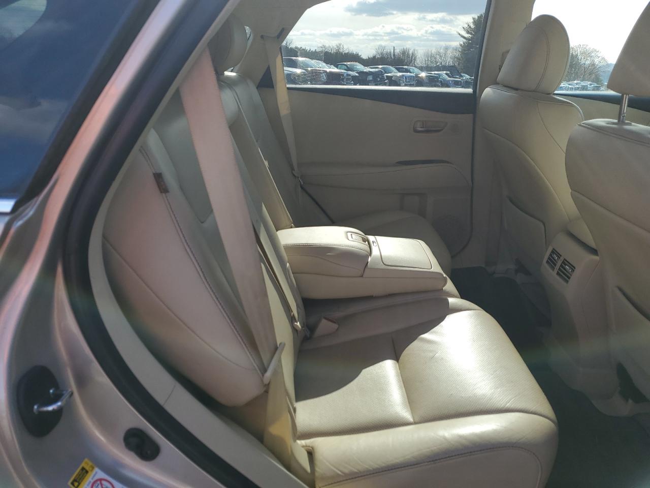 2015 Lexus RX - Image 12