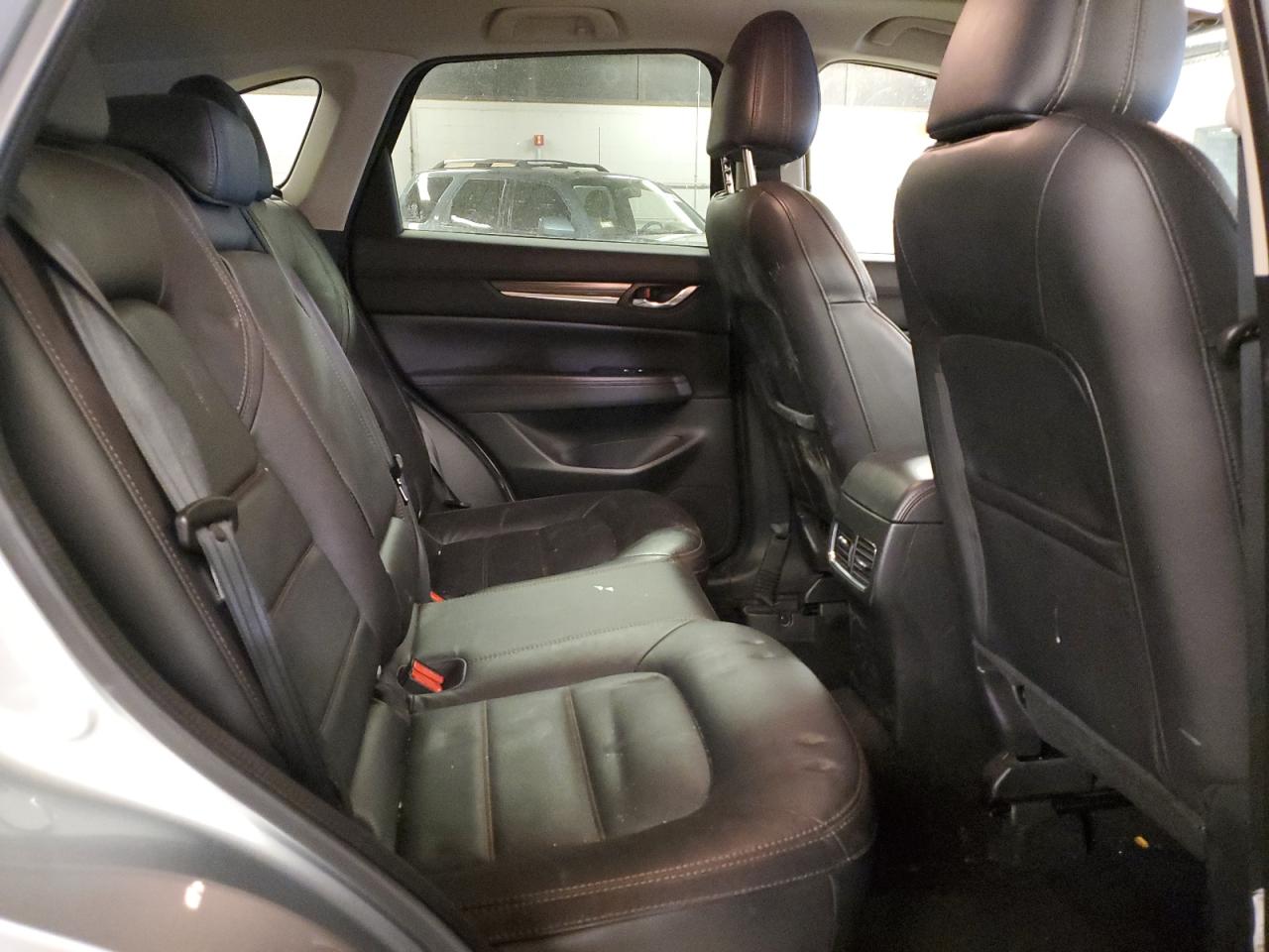 2017 Mazda CX-5 - Image 10