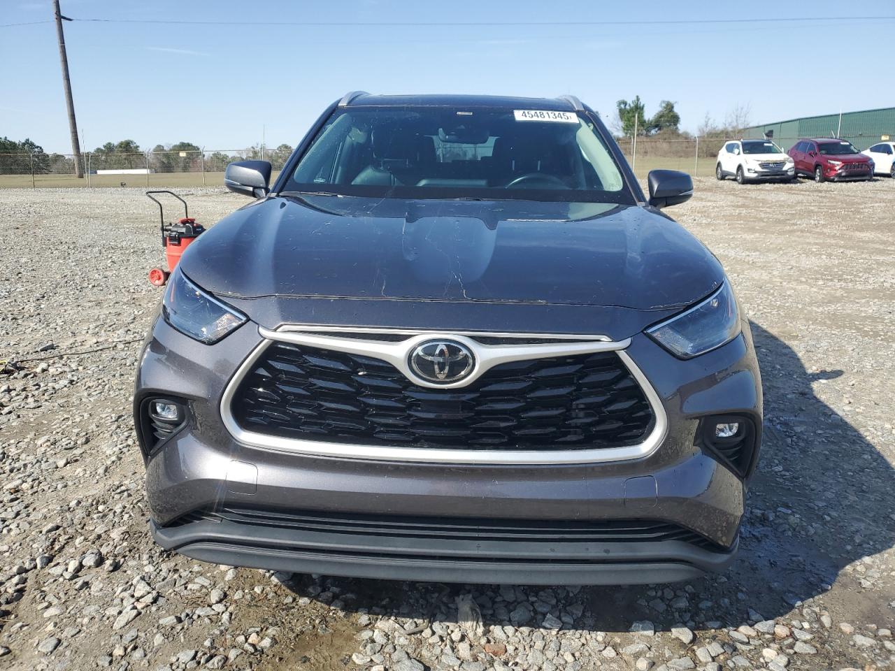2022 Toyota Highlander - Image 5
