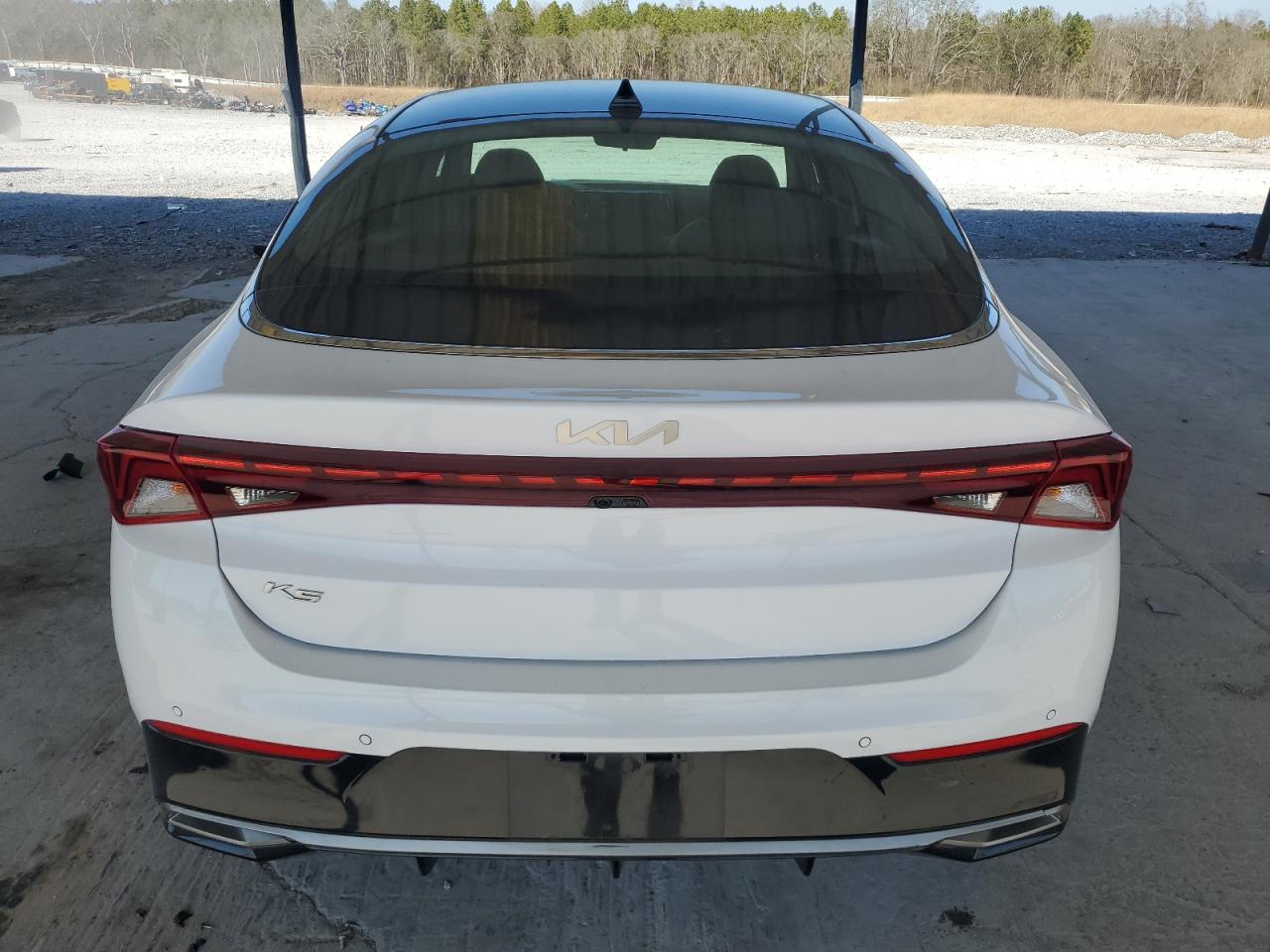 2022 Kia K5 - Image 6