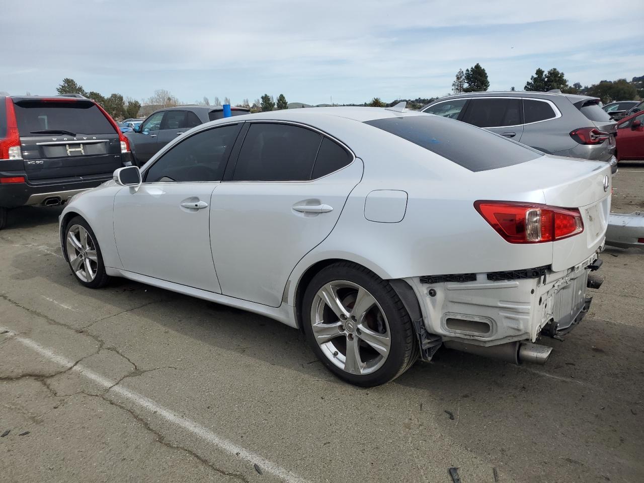 2011 Lexus IS - Image 2