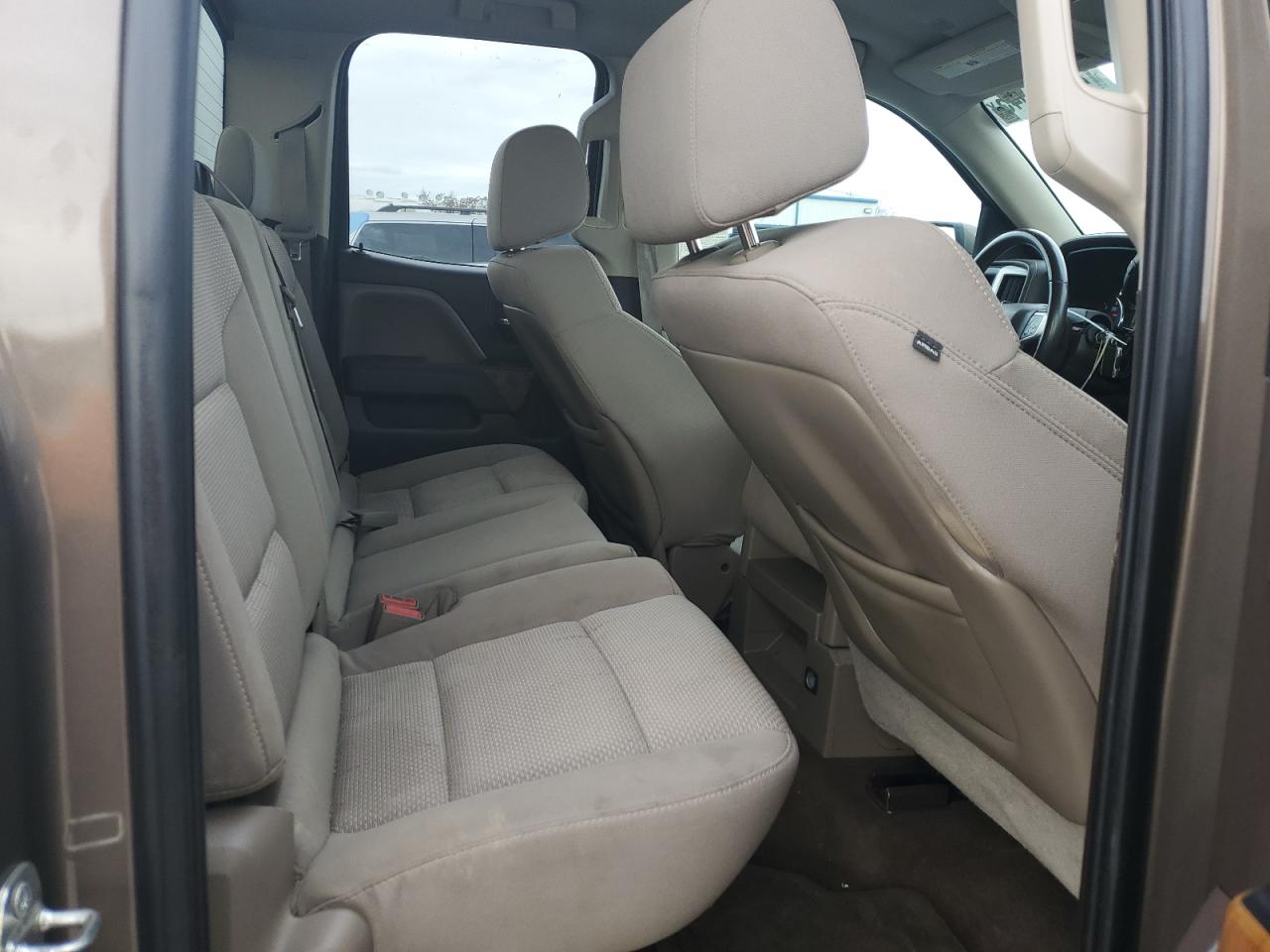 2015 GMC Sierra - Image 10