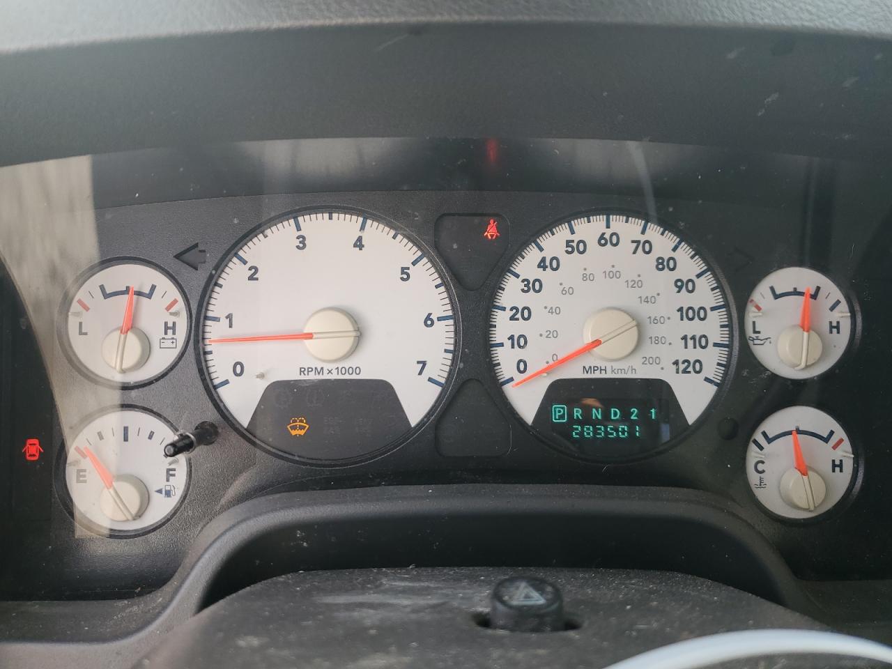 2006 Dodge RAM - Image 9