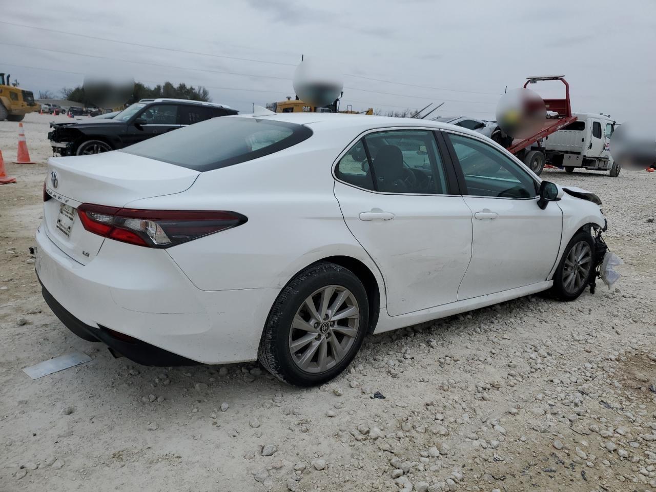 2021 Toyota Camry - Image 3