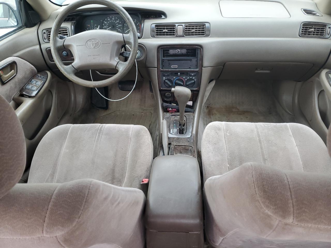 1997 Toyota Camry - Image 8