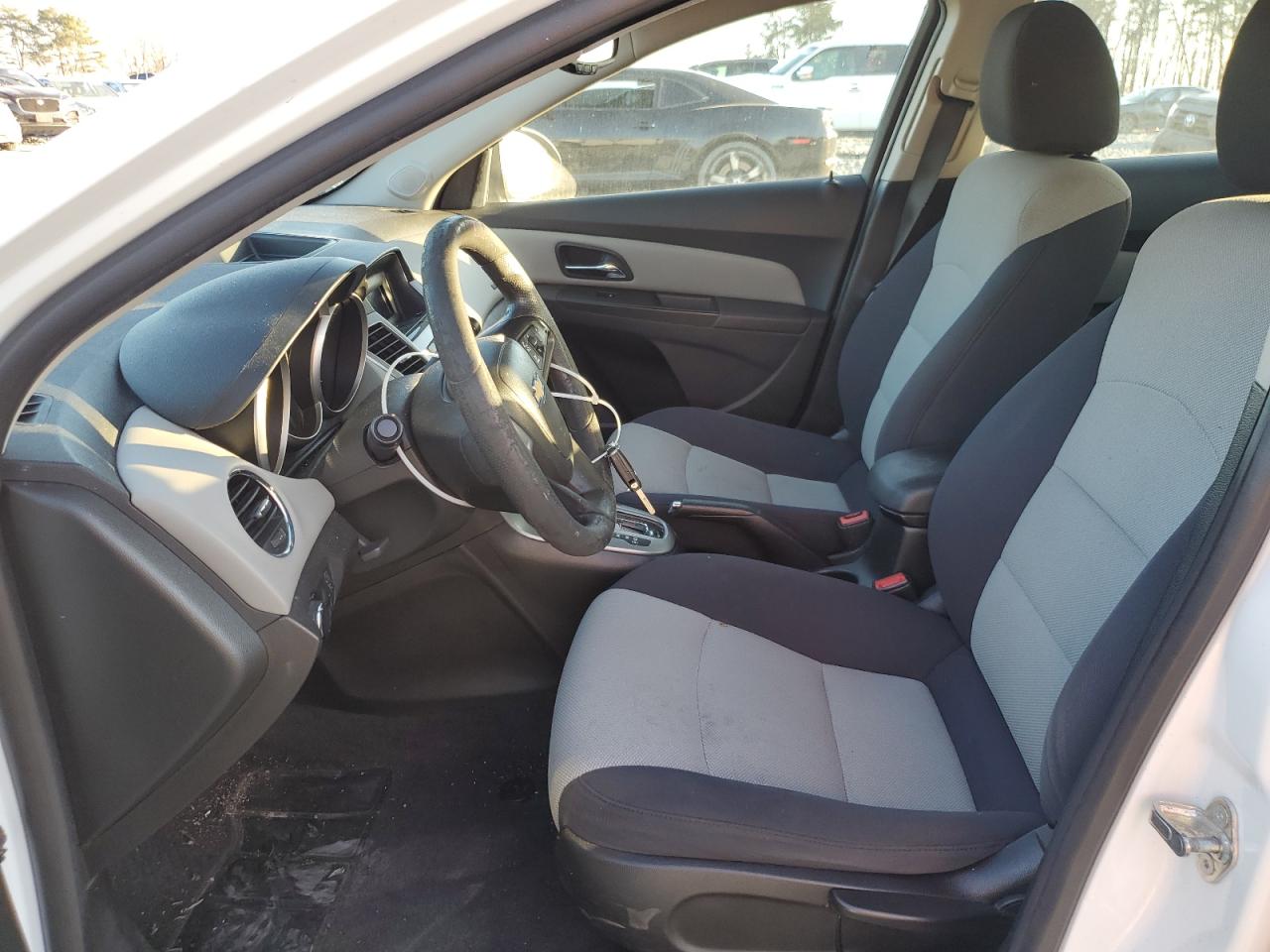 2013 Chevrolet Cruze - Image 7