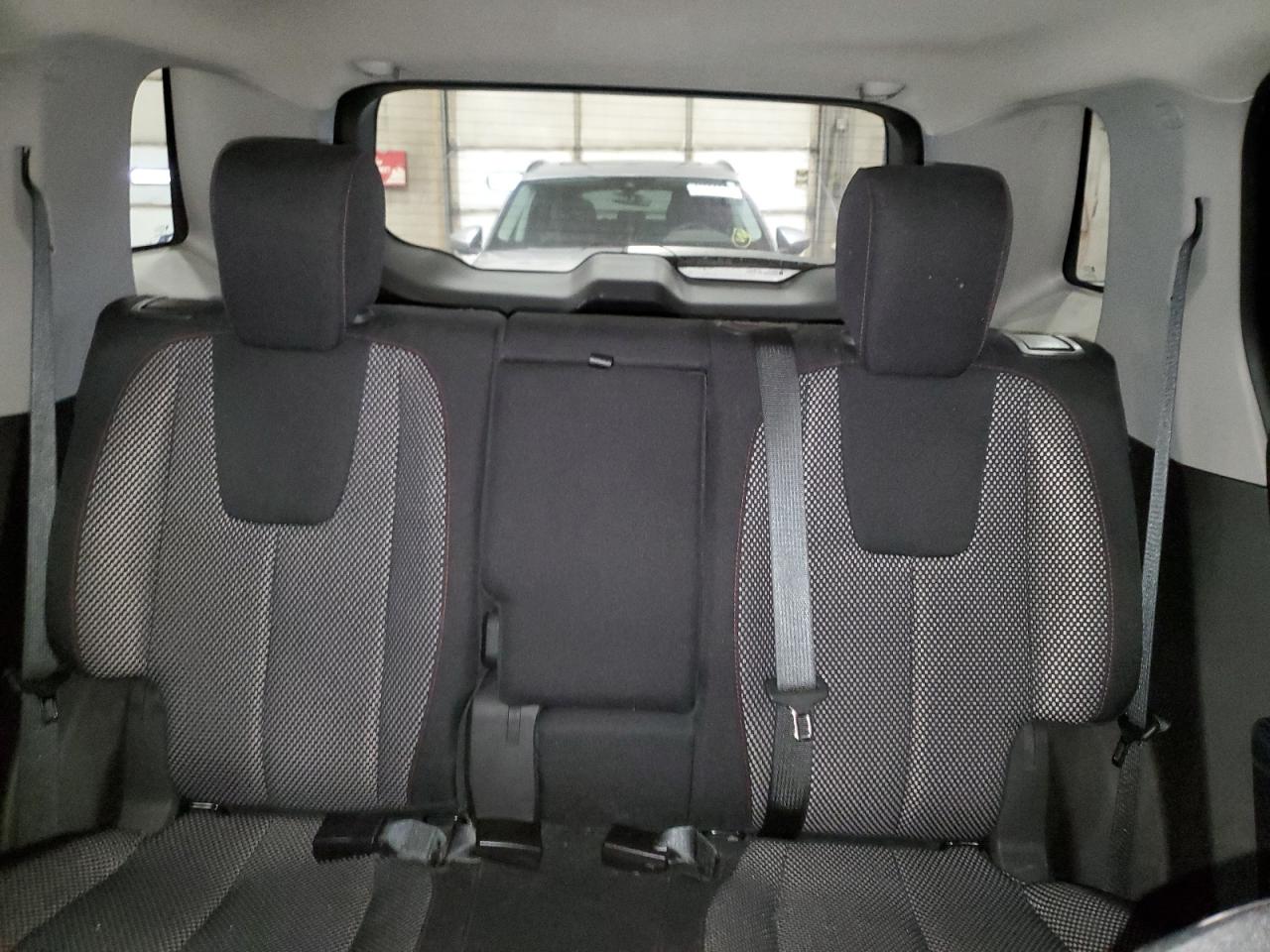 2014 GMC Terrain - Image 10