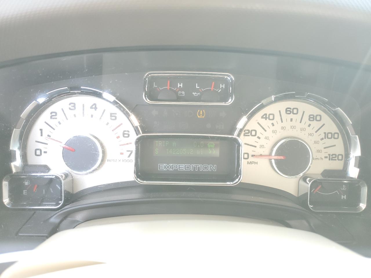 2007 Ford Expedition - Image 9