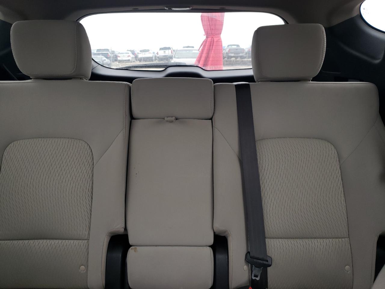 2017 Hyundai Santa Fe - Image 10