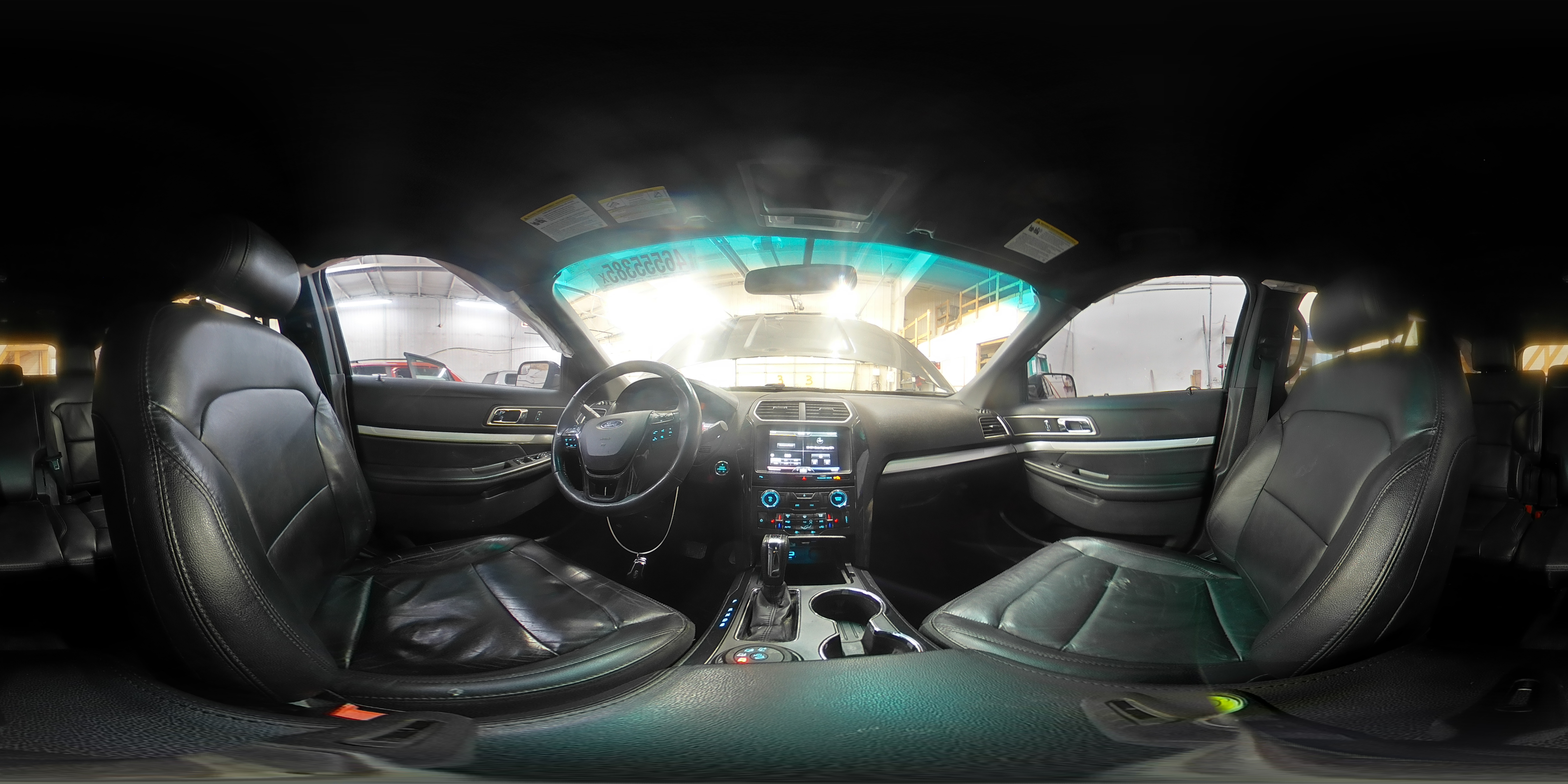 2016 Ford Explorer - Image 14