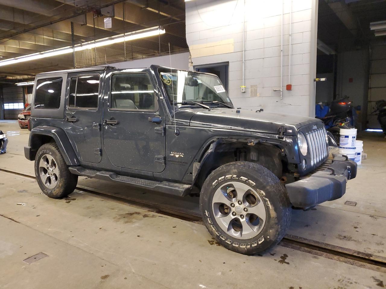 2016 Jeep Wrangler - Image 4