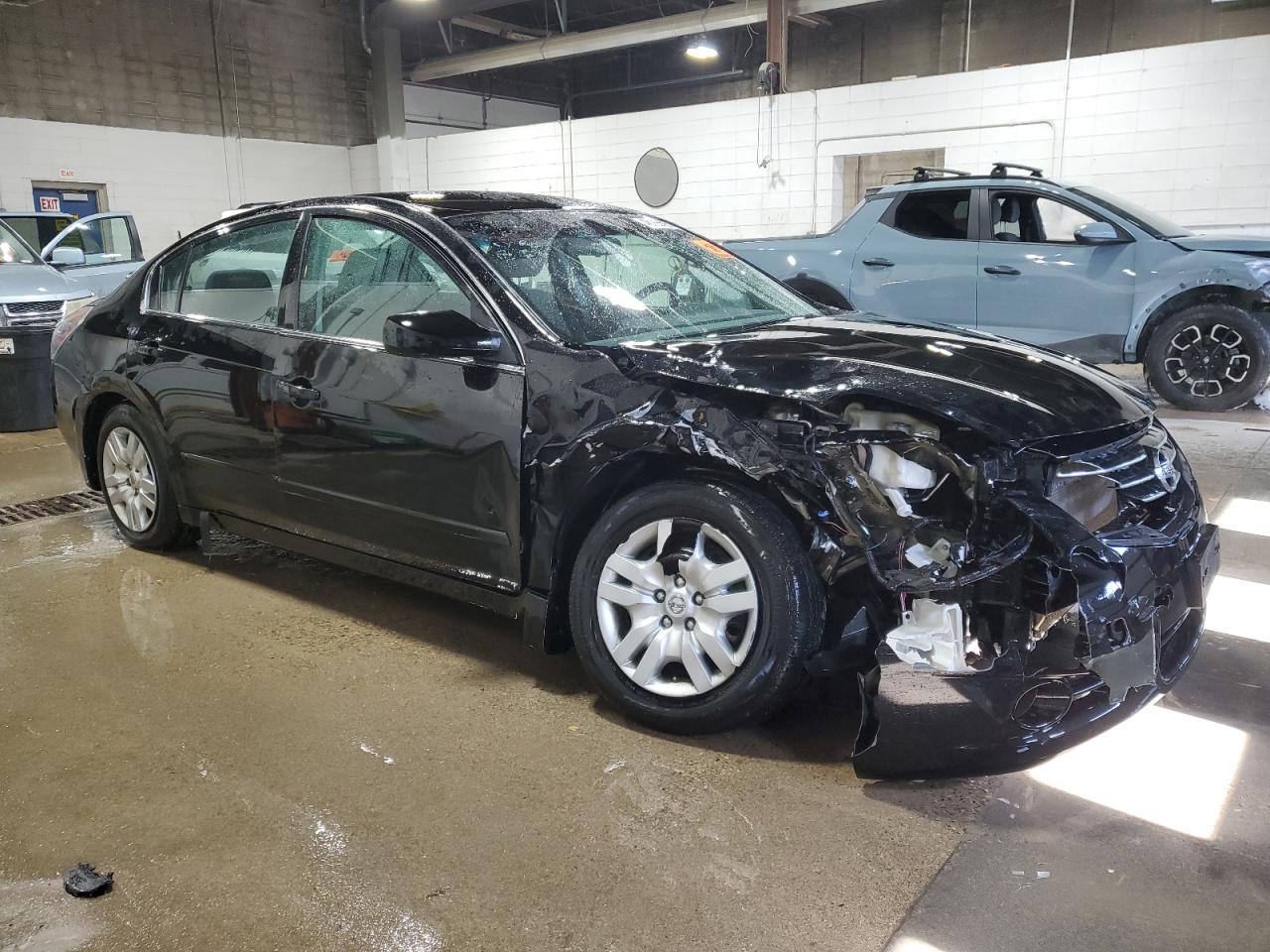 2010 Nissan Altima - Image 4
