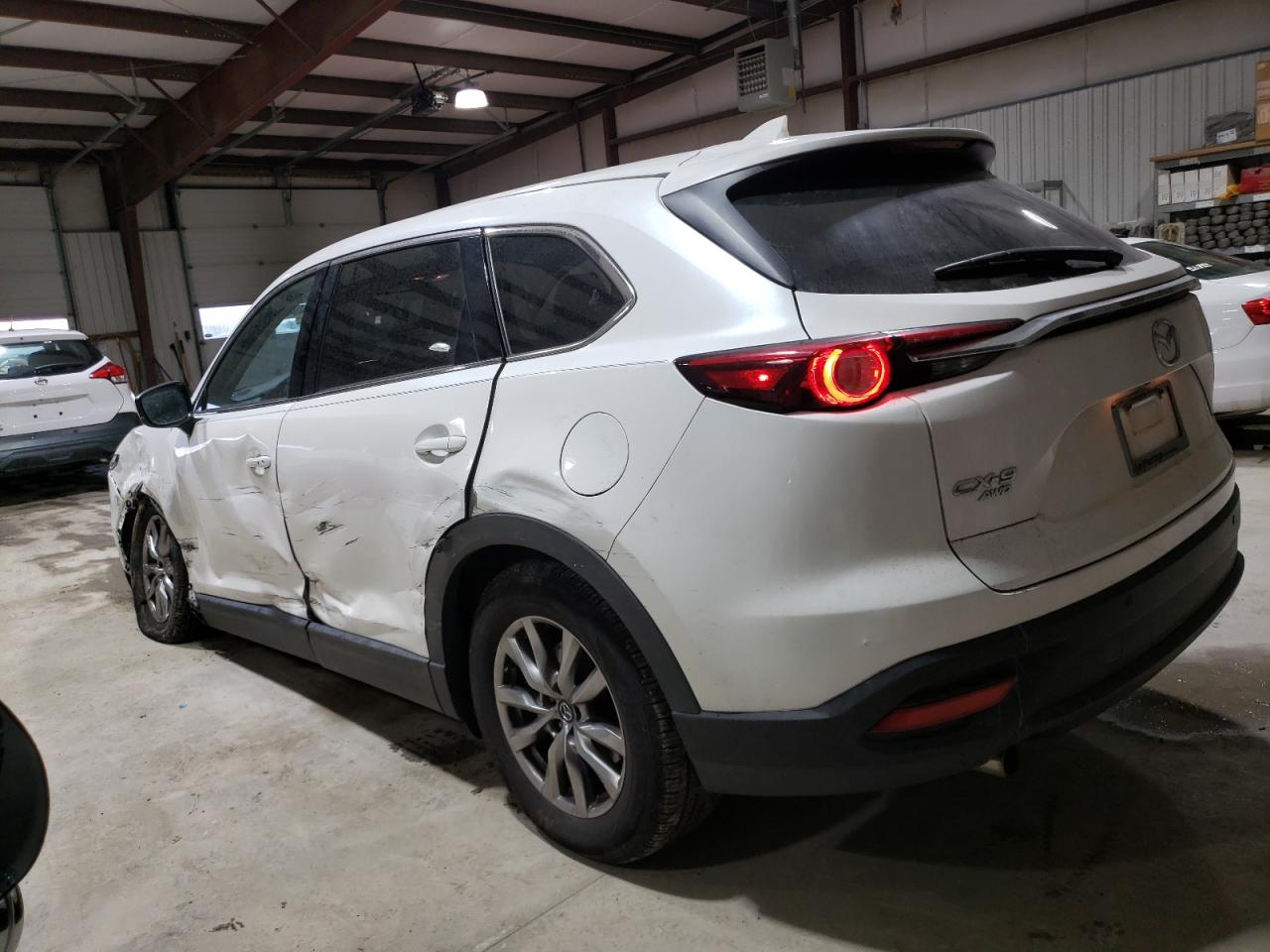 2018 Mazda CX-9 - Image 2