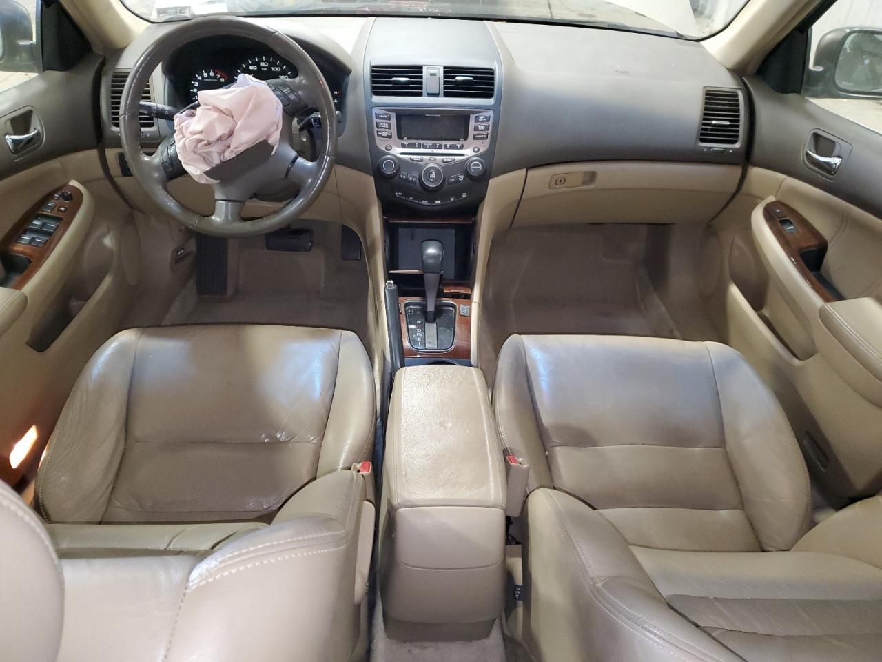 2006 Honda Accord - Image 8