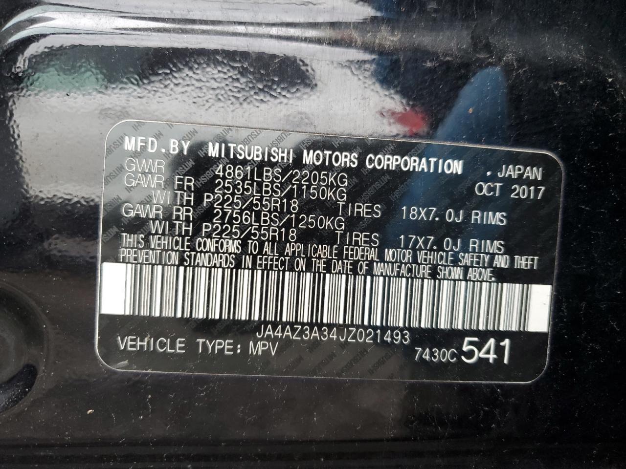 2018 Mitsubishi Outlander - Image 13