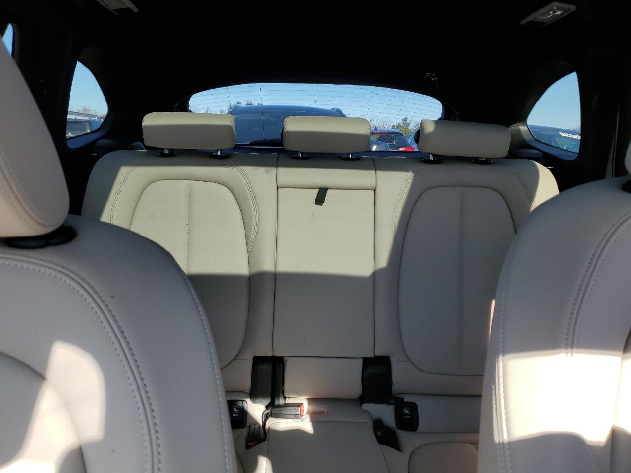 2022 BMW X1 - Image 10
