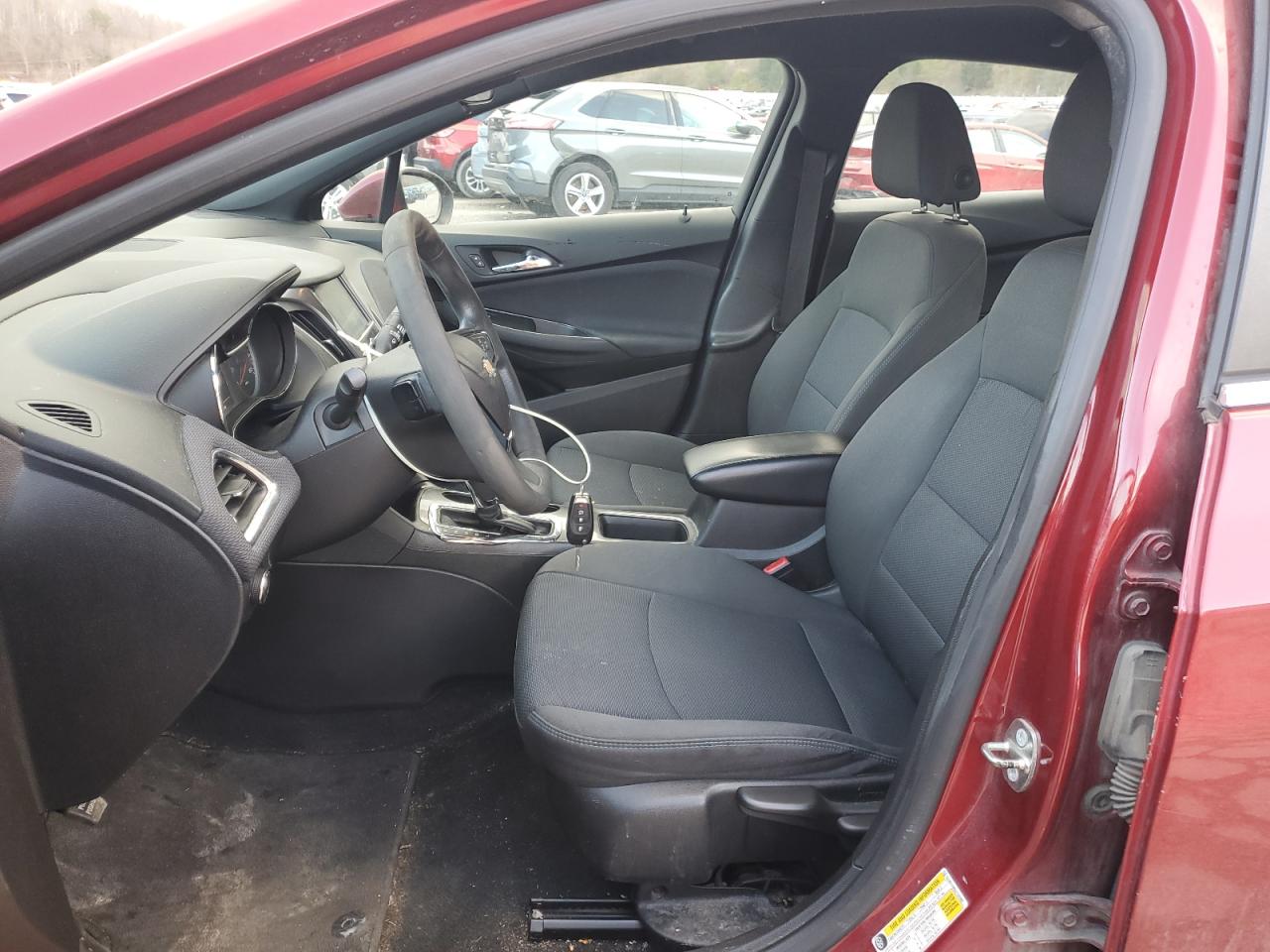 1G1BE5SM9J7142808 CHEVROLET CRUZE 2018