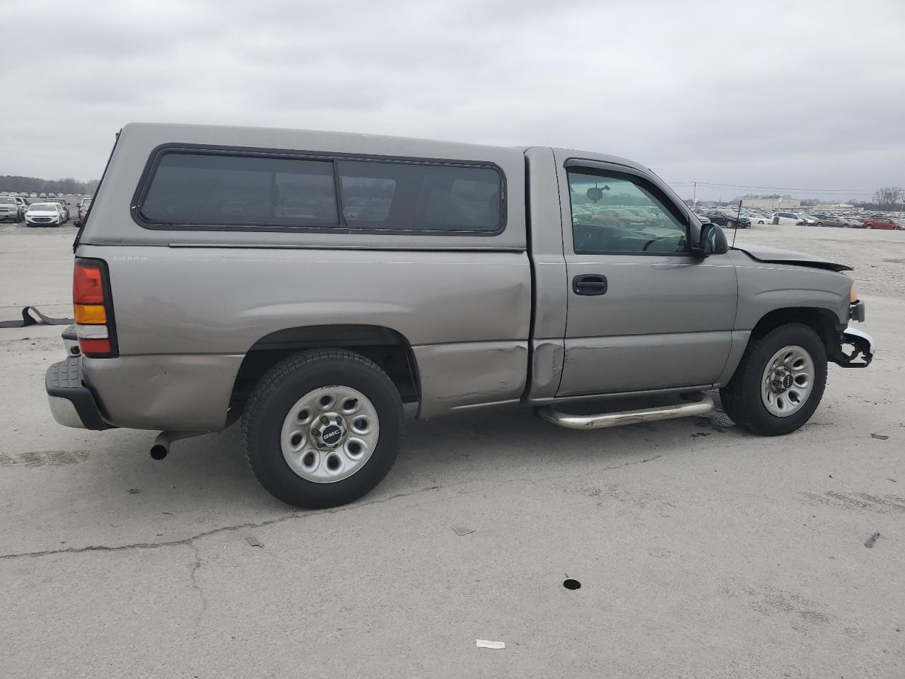 2006 GMC Sierra - Image 3