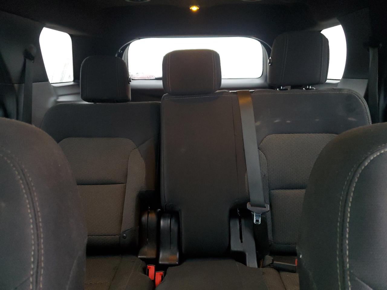 2017 Ford Explorer - Image 10