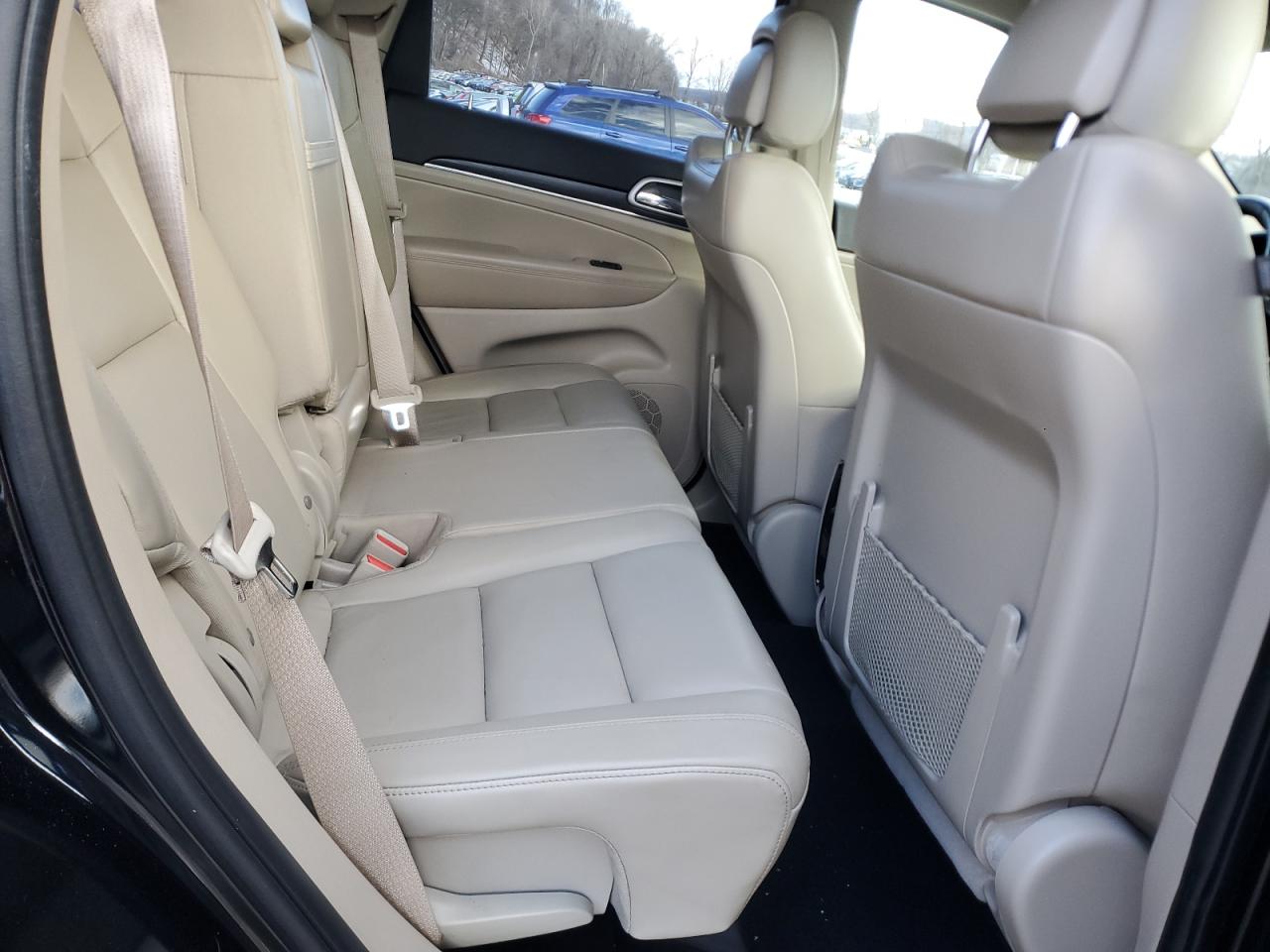 2020 Jeep Grand Cherokee - Image 11
