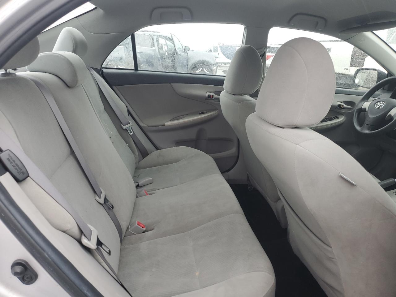 2011 Toyota Corolla - Image 10