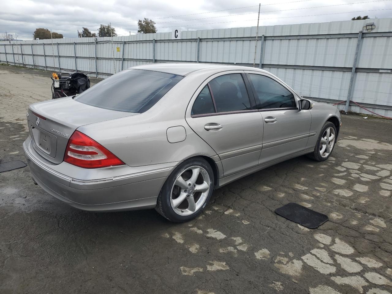 2004 Mercedes-Benz C-klasse - Image 3