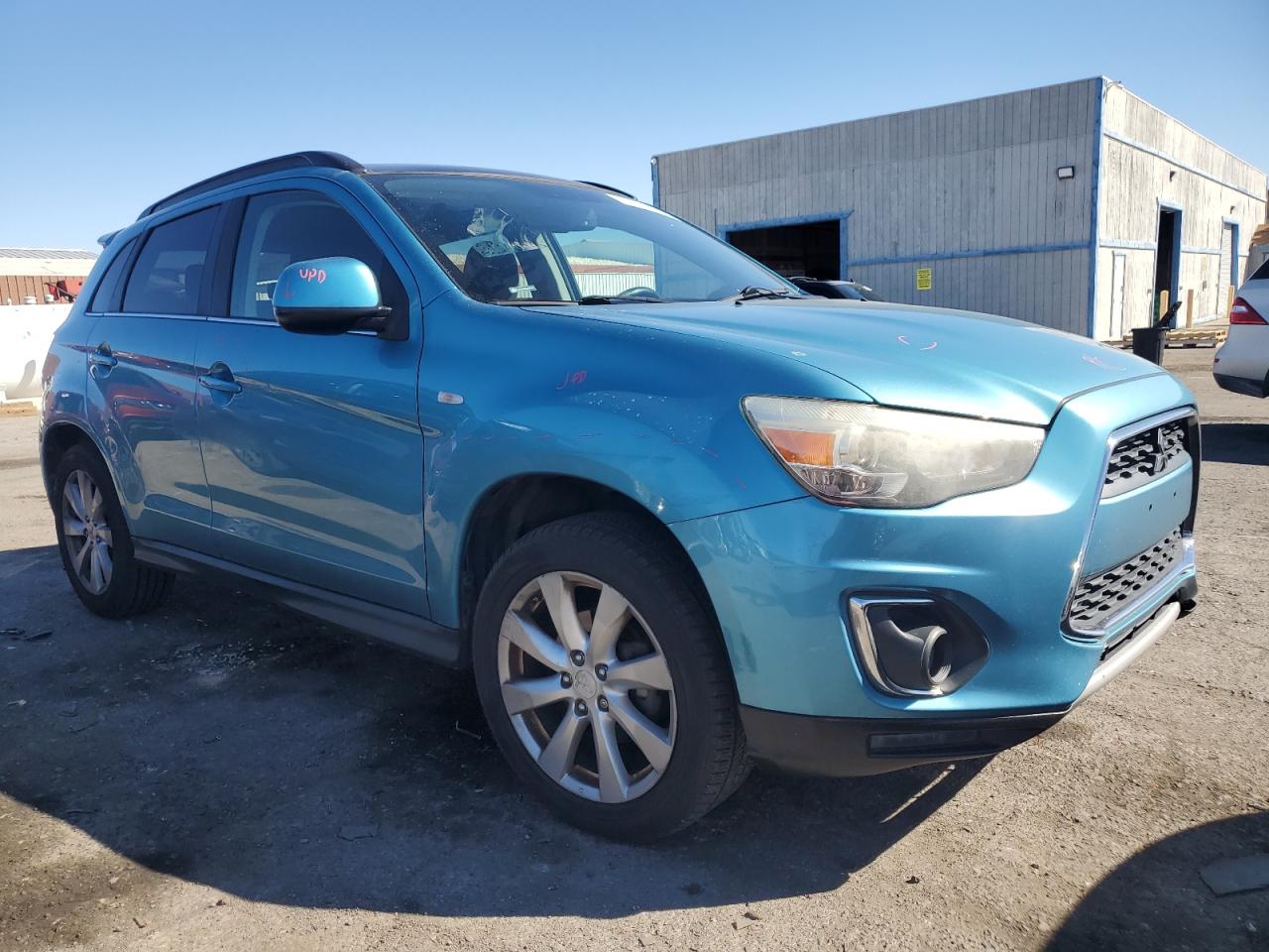 2013 Mitsubishi Outlander - Image 4