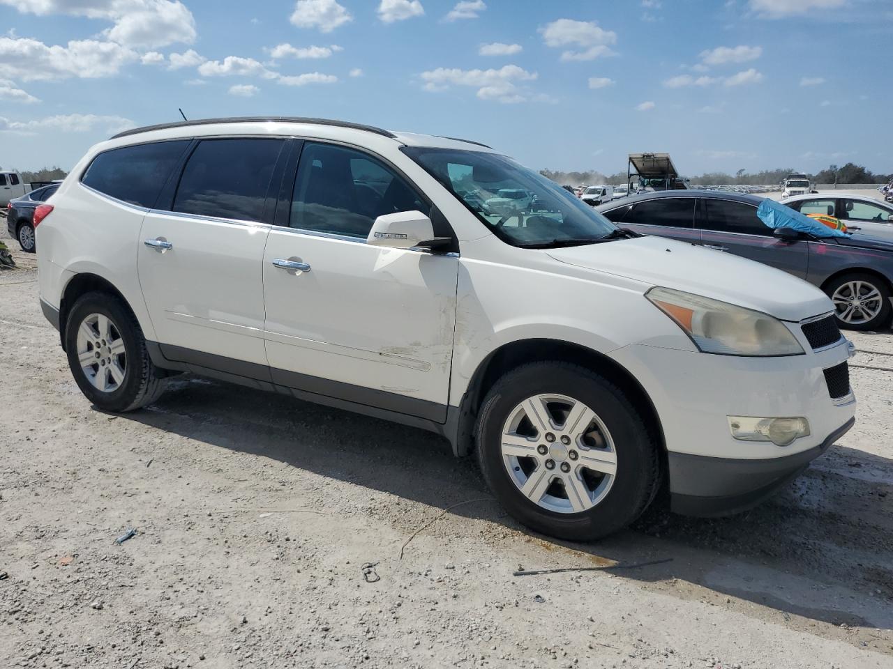 2012 Chevrolet Traverse - Image 4