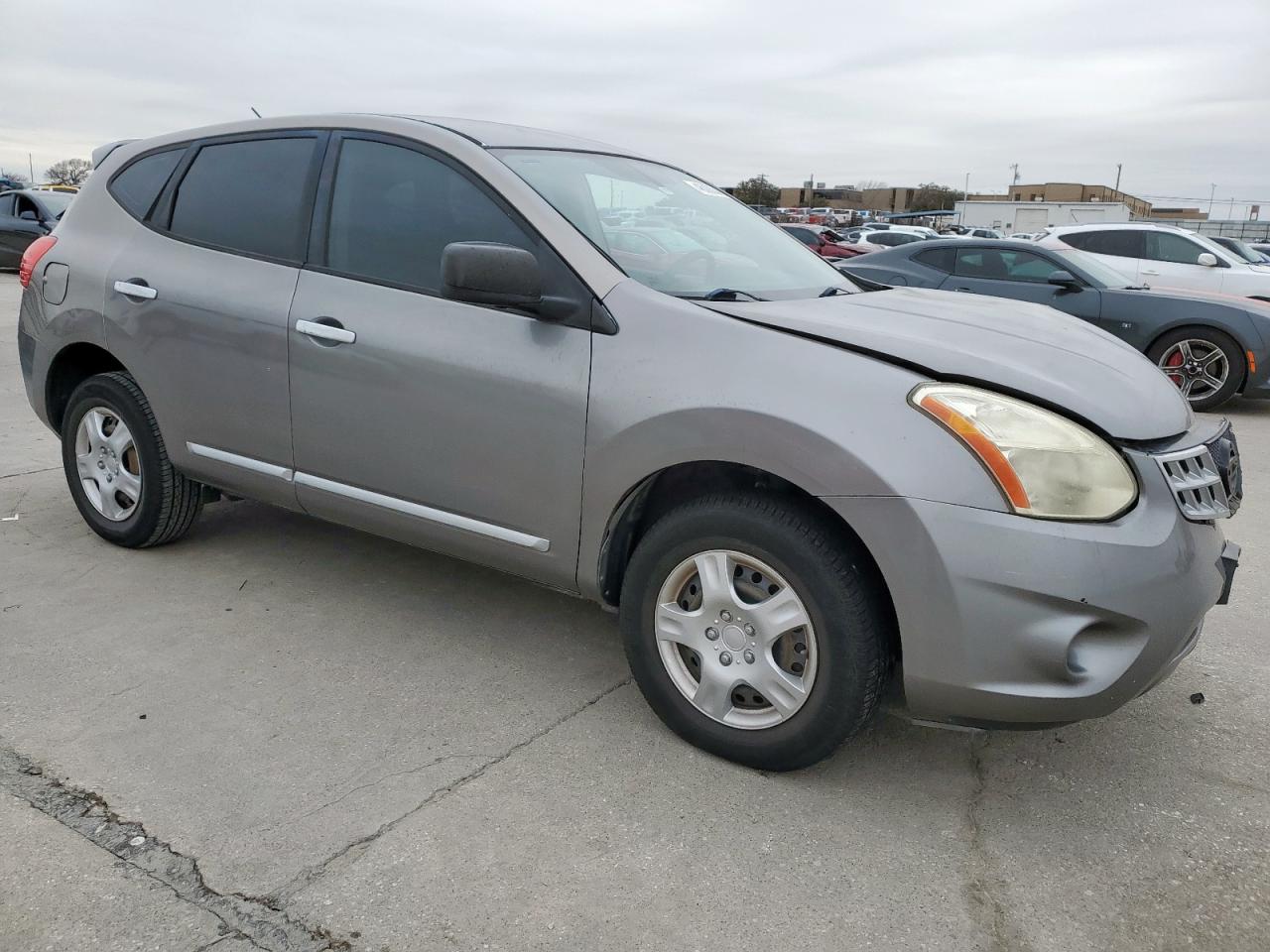 2012 Nissan Rogue - Image 4