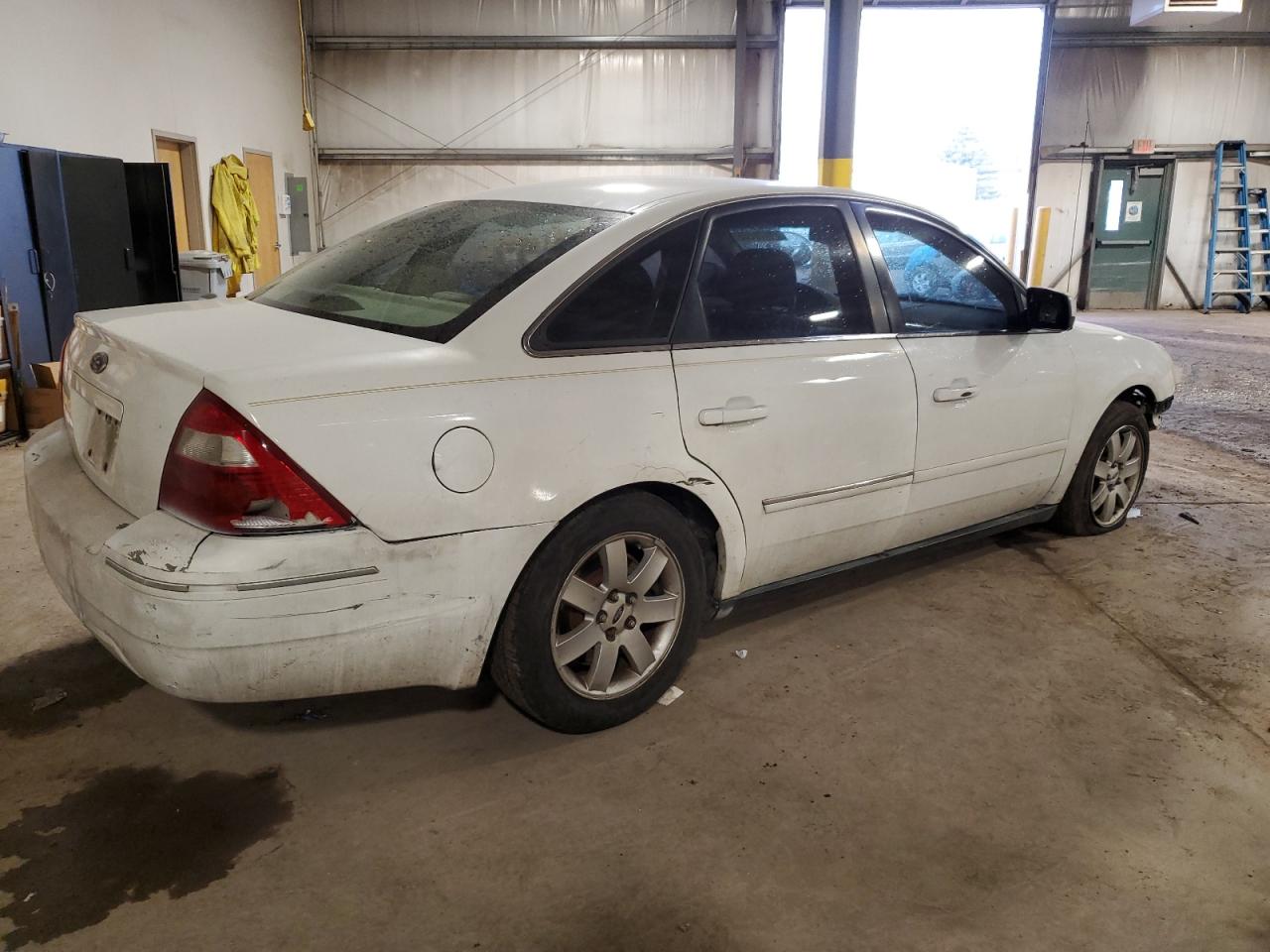 2006 Ford Five Hundred - Image 3