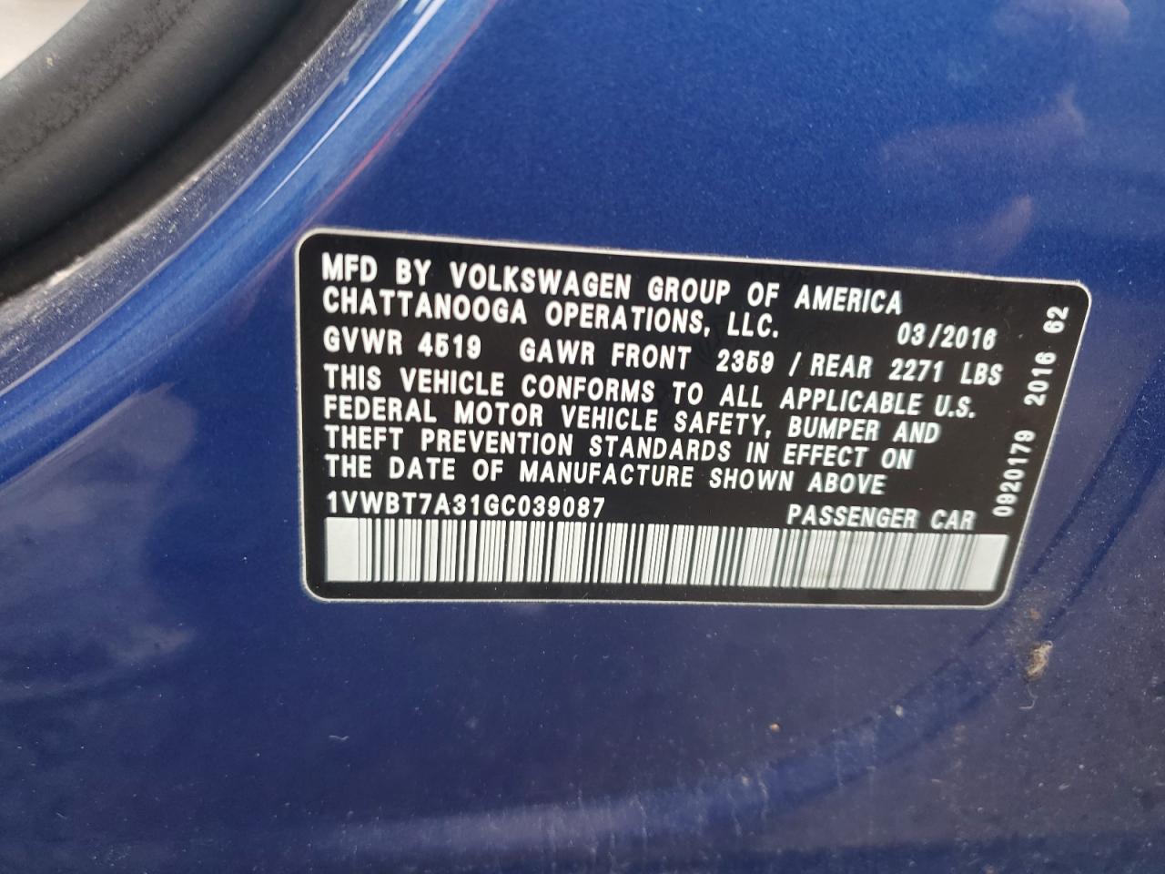2016 Volkswagen Passat - Image 12