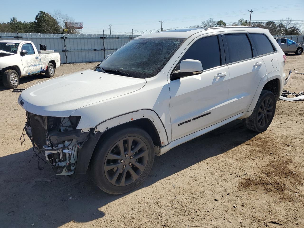 2019 Jeep Grand Cherokee Overland for Sale in Newton, AL - Front End