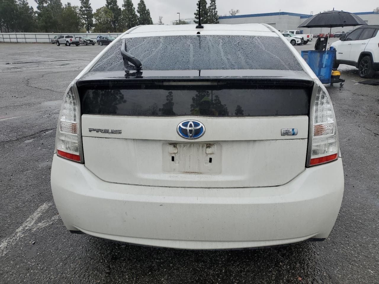 2010 Toyota Prius - Image 6