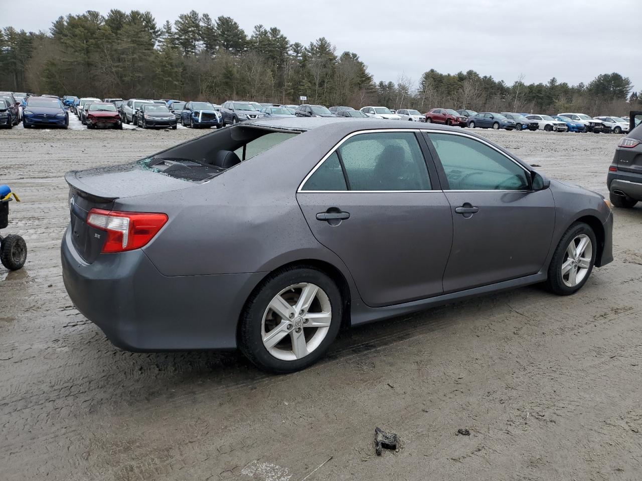 2013 Toyota Camry - Image 3