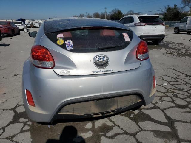Coupet HYUNDAI VELOSTER 2017 Silver