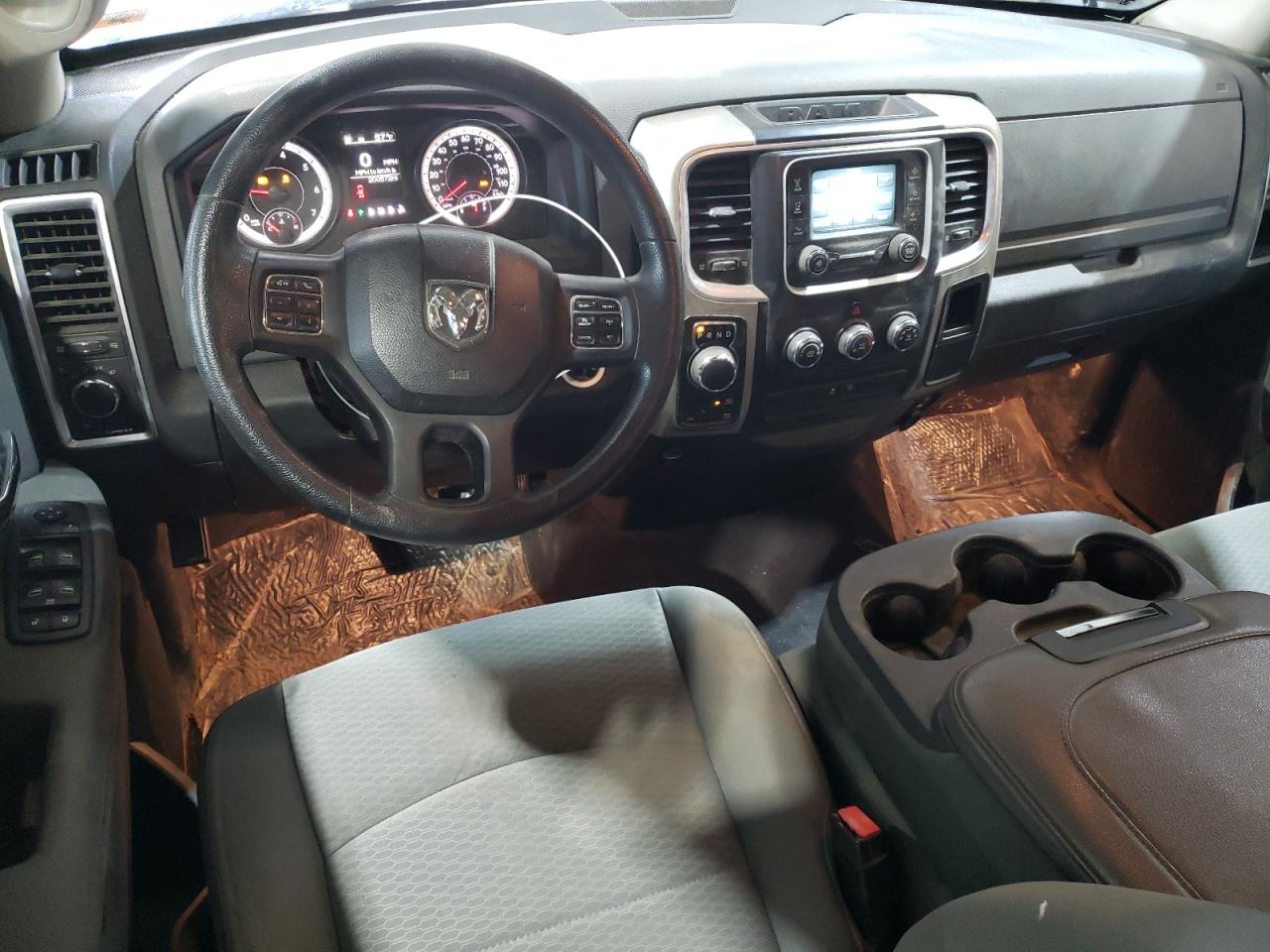 2014 RAM 1500 - Image 8
