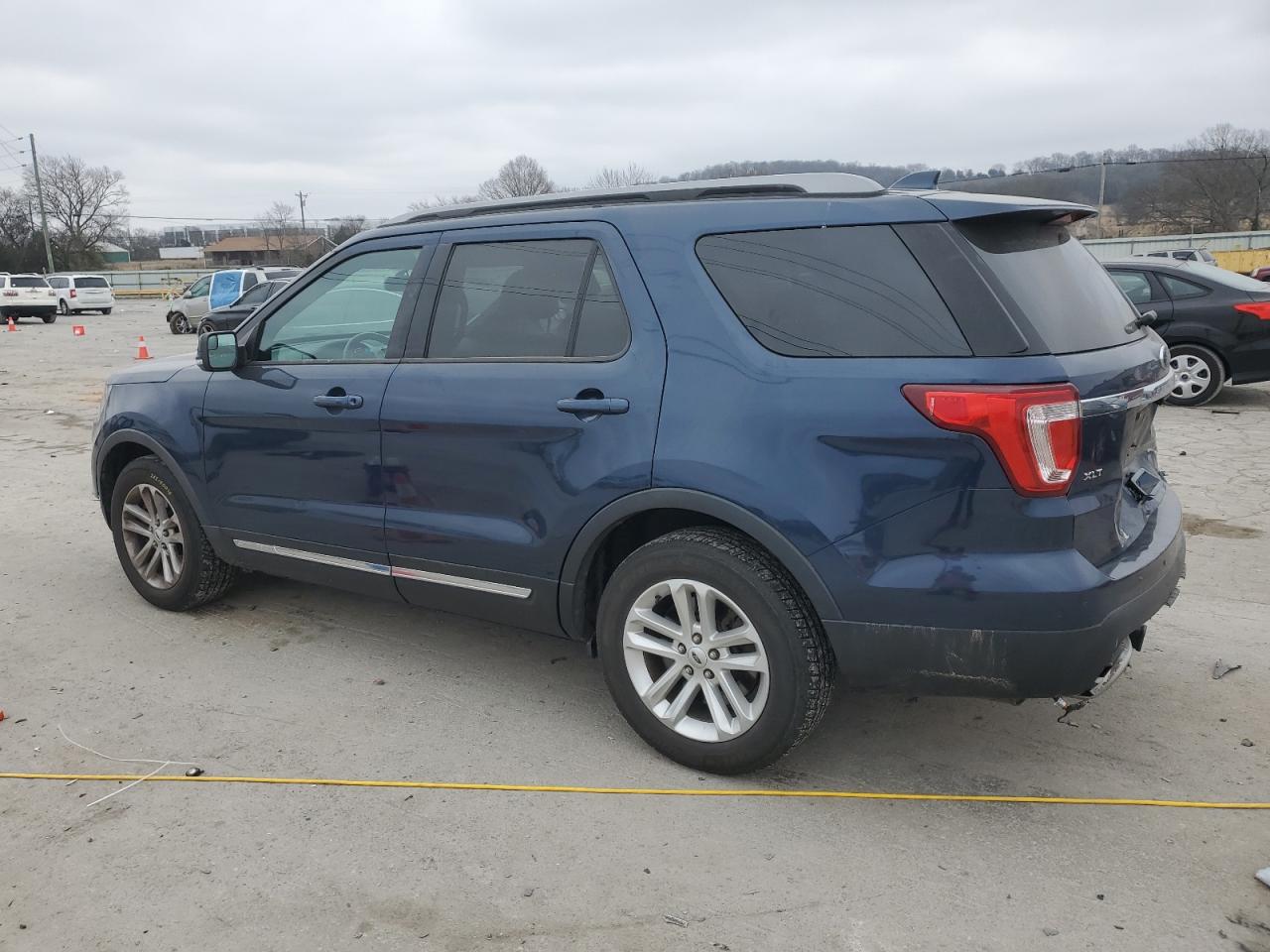 2017 Ford Explorer - Image 2