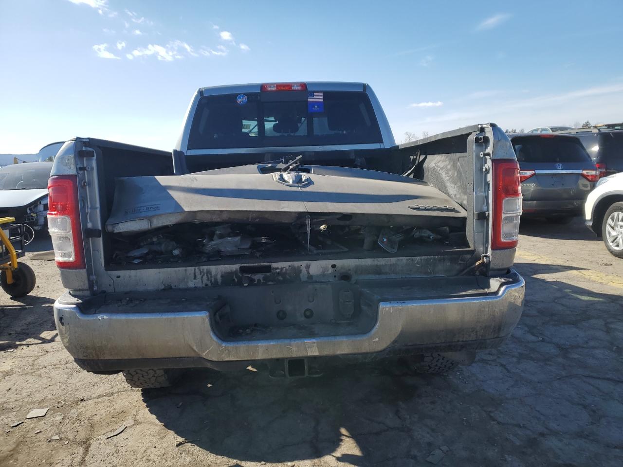 2020 RAM 2500 - Image 6